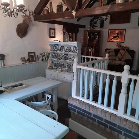 Clarisses Cottage Laragh Exterior foto