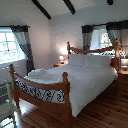Clarisses Cottage Laragh Exterior foto